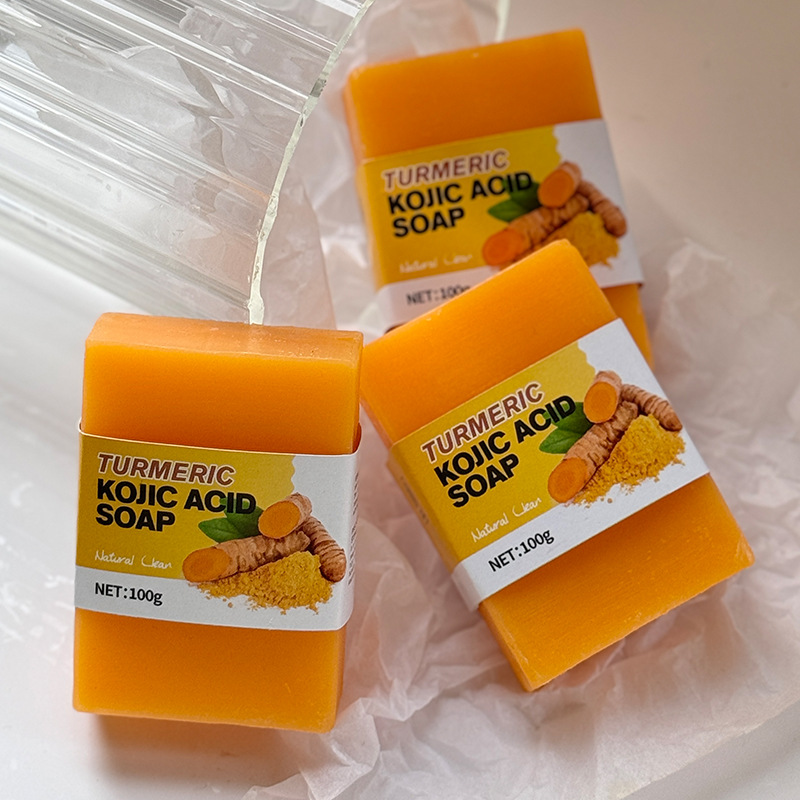 Ręcznie robione mydło z kwasem – Essential Oil Soap recenzja i cena